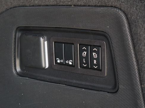 Certified 2023 Cadillac Escalade Sport AWD/4WD image 26