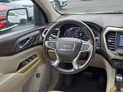 Used 2018 GMC Acadia Denali w/ Technology Package AWD/4WD image 16