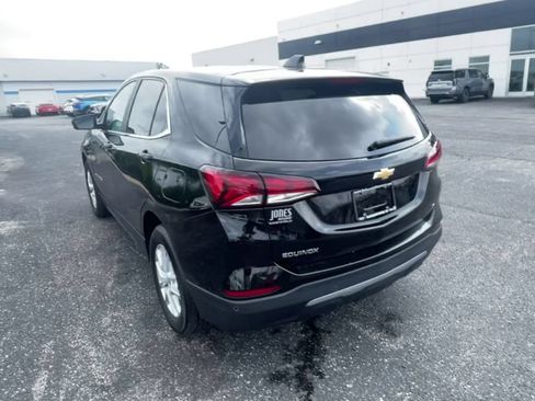 Used 2024 Chevrolet Equinox LT FWD image 8