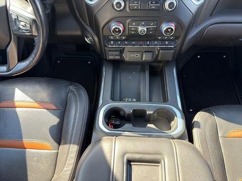 Used 2021 GMC Sierra 2500 AT4 w/ AT4 Premium Plus Package AWD/4WD image 20