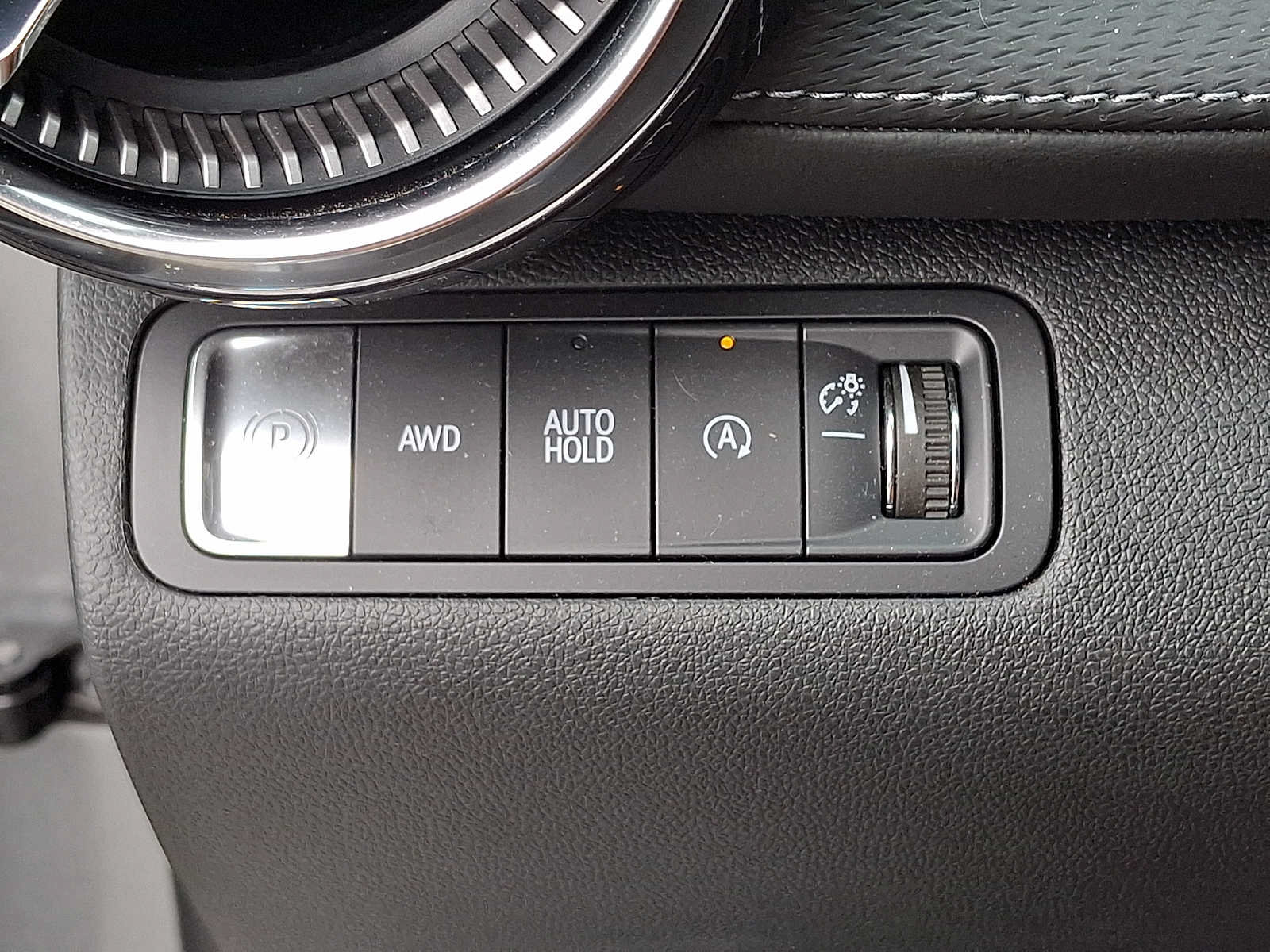 Certified 2025 Chevrolet Equinox LT AWD/4WD image 24