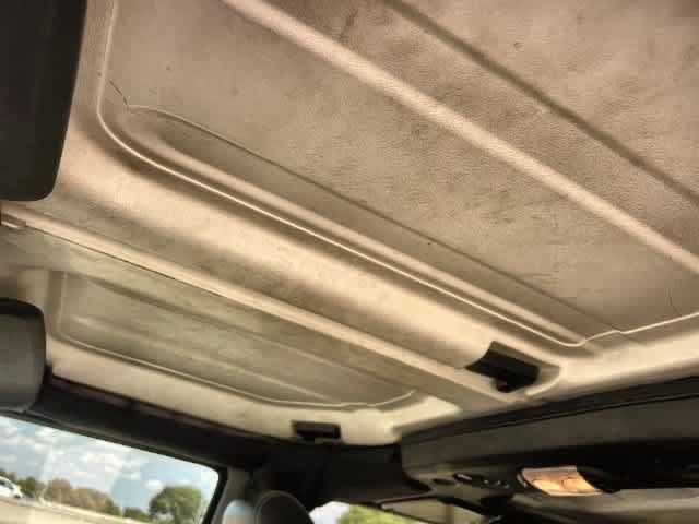 Used 2016 Jeep Wrangler Unlimited Rubicon w/ Connectivity Group AWD/4WD image 31