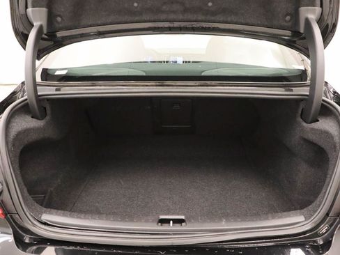 Used 2024 Volvo S60 B5 Plus FWD image 19