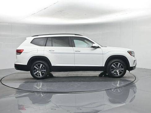 Used 2023 Volkswagen Atlas SE AWD/4WD image 30