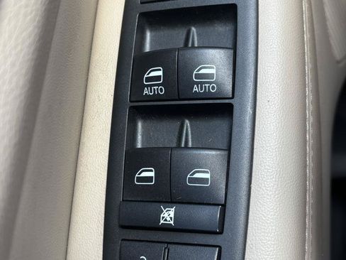 Used 2014 Jeep Grand Cherokee Limited AWD/4WD image 17