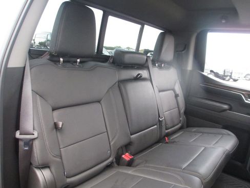 Used 2024 Chevrolet Silverado 1500 LT Trail Boss w/ Convenience Package II AWD/4WD image 24