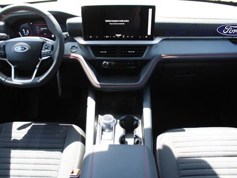 New 2026 Ford Explorer ST-Line w/ ST-Line Street Pack image 12