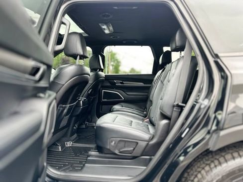Used 2024 Kia Telluride EX X-Line AWD/4WD image 19