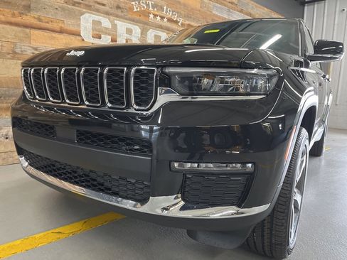 New 2025 Jeep Grand Cherokee L Limited image 13