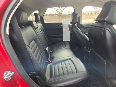 Used 2022 Ford Edge SEL w/ Convenience Package AWD/4WD image 10