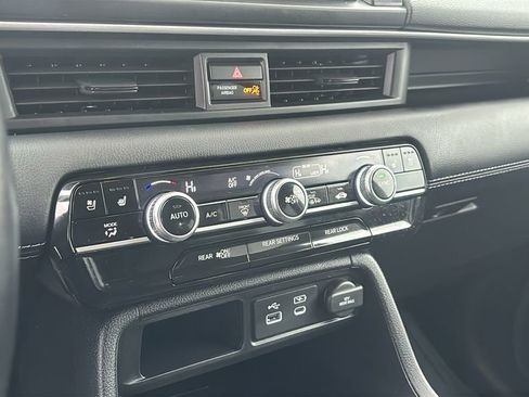 Certified 2024 Honda Pilot Elite image 20