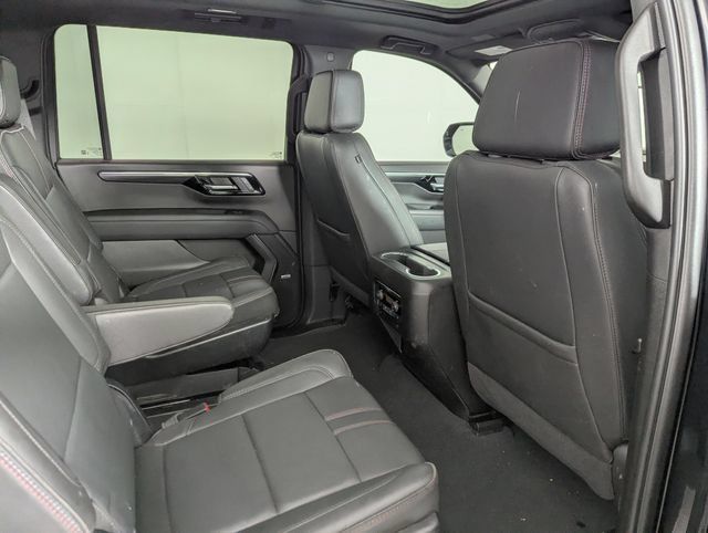 Used 2025 Chevrolet Suburban RST w/ Comfort Package AWD/4WD image 20