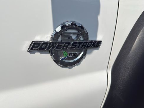 Used 2016 Ford F550 4x4 SuperCab Super Duty image 27