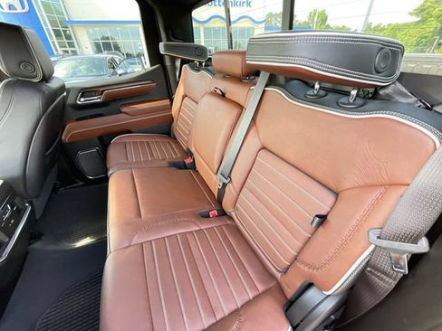 Used 2024 GMC Sierra 1500 Denali Ultimate AWD/4WD image 17