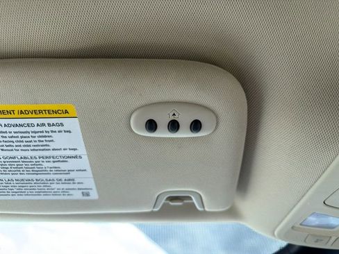 Used 2022 Ford Edge SEL w/ Convenience Package AWD/4WD image 30
