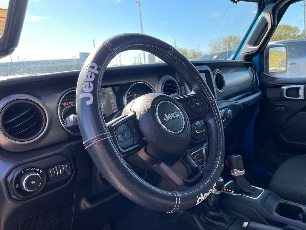 Used 2021 Jeep Wrangler Sport AWD/4WD image 17
