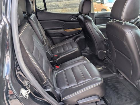 Used 2018 GMC Acadia Denali AWD/4WD image 11