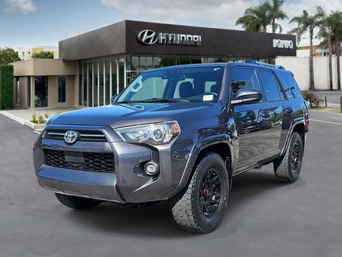 Used 2021 Toyota 4Runner SR5 image 5