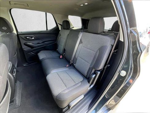 Certified 2021 Chevrolet Traverse LT image 28