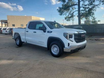 New 2026 GMC Sierra 1500 Pro w/ Pro Value Package