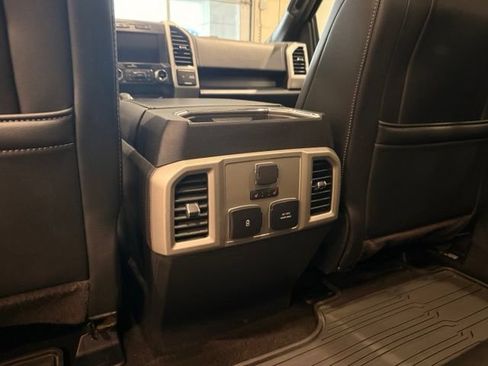 Used 2019 Ford F150 Lariat w/ Equipment Group 502A Luxury AWD/4WD image 22