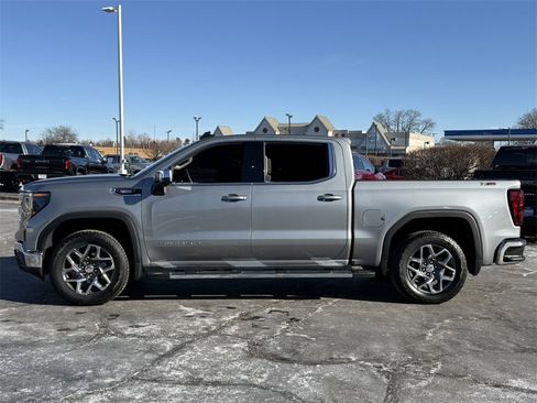 Certified 2025 GMC Sierra 1500 SLE w/ X31 Off-Road Package image 5