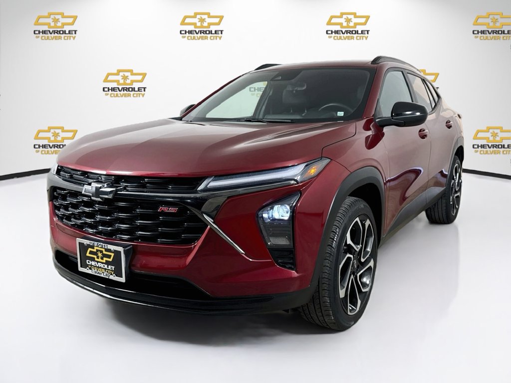 Used 2024 Chevrolet Trax RS FWD image 3