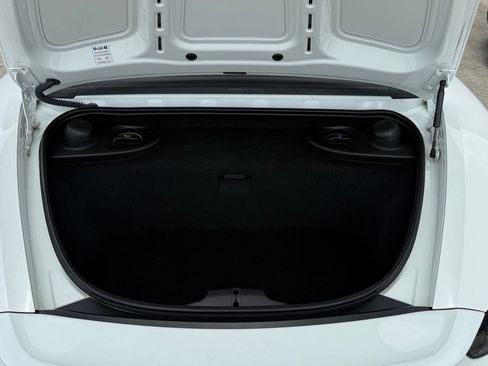 Used 2019 Porsche 718 Boxster RWD image 41