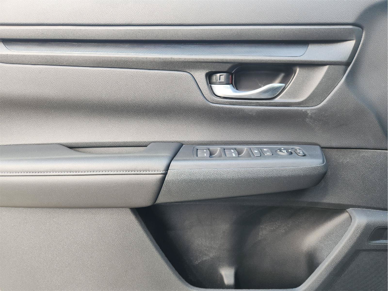 Used 2025 Honda CR-V EX image 23