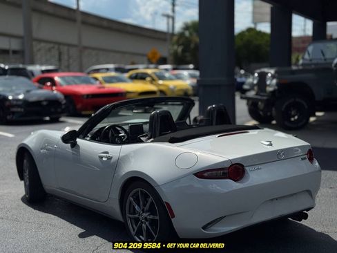 Used 2016 MAZDA MX-5 Miata Grand Touring RWD image 4