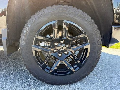 Used 2024 Chevrolet Silverado 1500 Custom Trail Boss AWD/4WD image 7