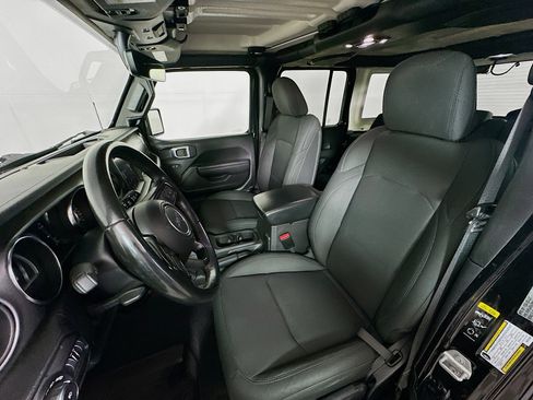 Used 2022 Jeep Wrangler Sport S image 13