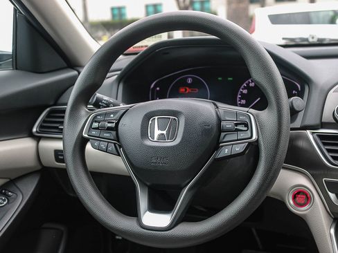 Used 2020 Honda Accord LX image 18