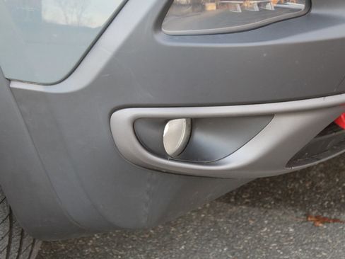 Used 2015 Jeep Cherokee Trailhawk w/ Comfort/Convenience Group image 39