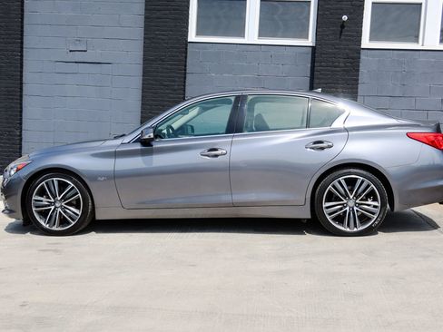 Used 2017 INFINITI Q50 3.0t Premium w/ Driver Assistance Package AWD/4WD image 5