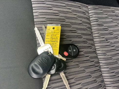 Used 2015 Toyota Tundra SR5 image 21