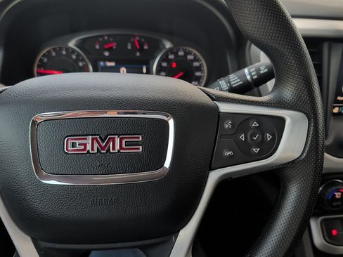 Used 2023 GMC Acadia SLE w/ Driver Convenience Package FWD image 26
