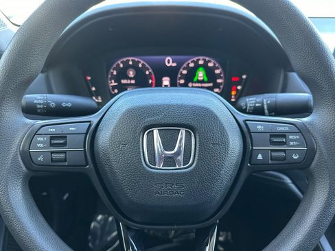 Used 2025 Honda Accord SE image 16