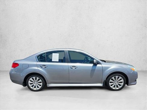 Used 2011 Subaru Legacy 2.5i Limited AWD/4WD image 6