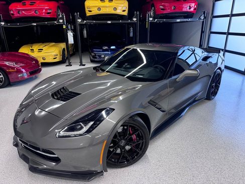 Used 2015 Chevrolet Corvette Stingray Coupe w/ 3LT Preferred Equipment Group RWD image 3
