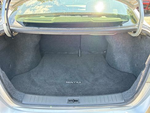 Used 2014 Nissan Sentra SR w/ Electronics Package FWD image 13