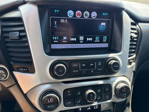 Used 2017 GMC Yukon SLT AWD/4WD image 17