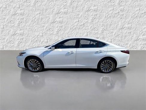 New 2025 Lexus ES 350 Ultra Luxury image 6