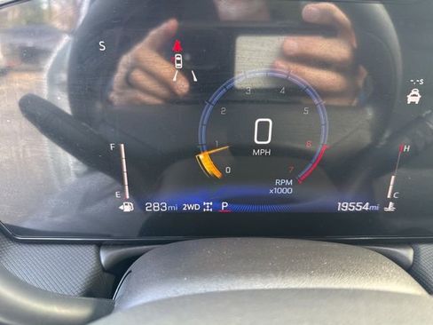 Used 2025 Chevrolet TrailBlazer LT image 14