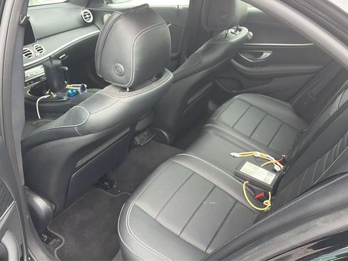 Used 2021 Mercedes-Benz E 450 4MATIC Sedan image 10