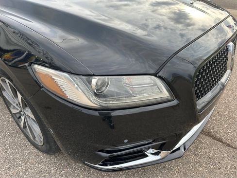 Used 2020 Lincoln Continental image 38