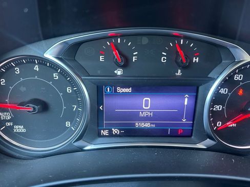 Used 2023 GMC Terrain SLE image 19