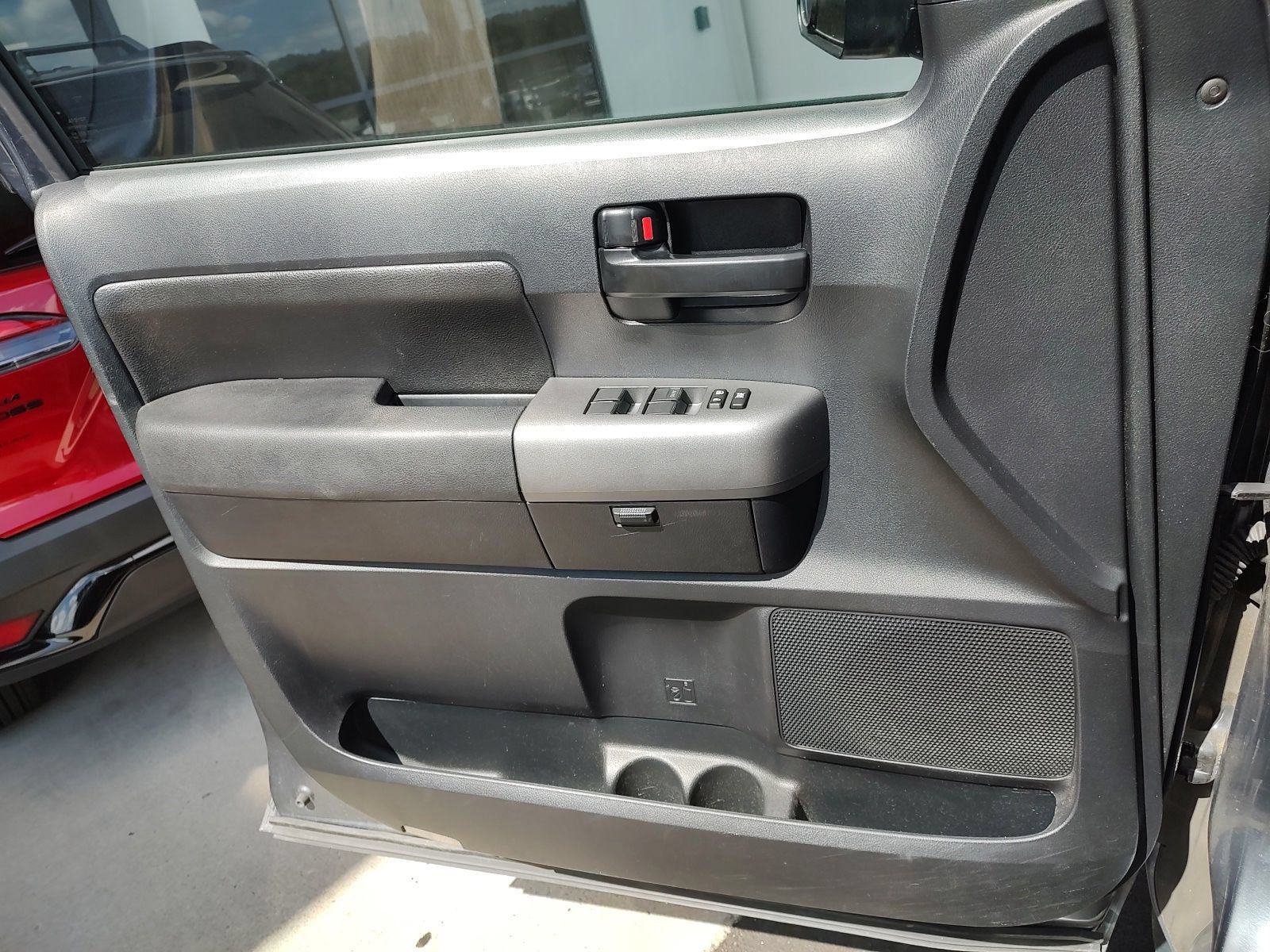 Used 2010 Toyota Tundra 4x4 Double Cab image 7