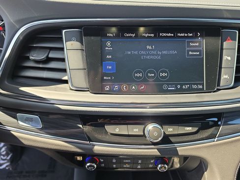 Used 2024 Buick Enclave Premium FWD image 28