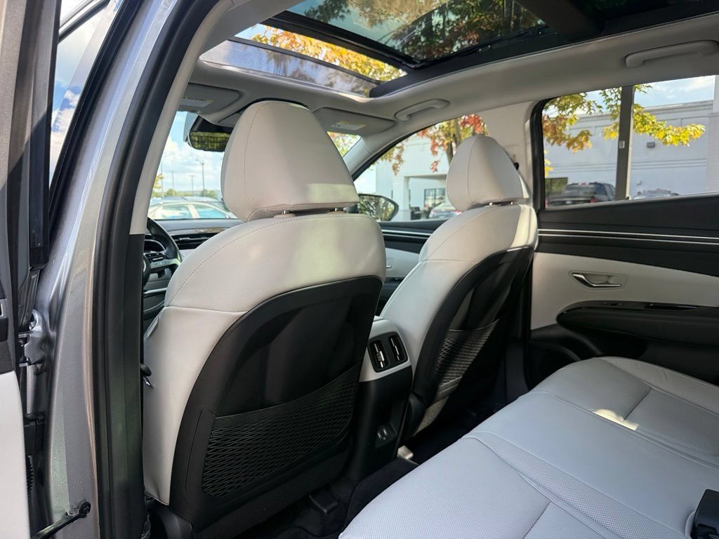 Used 2024 Hyundai Tucson Limited AWD/4WD image 36